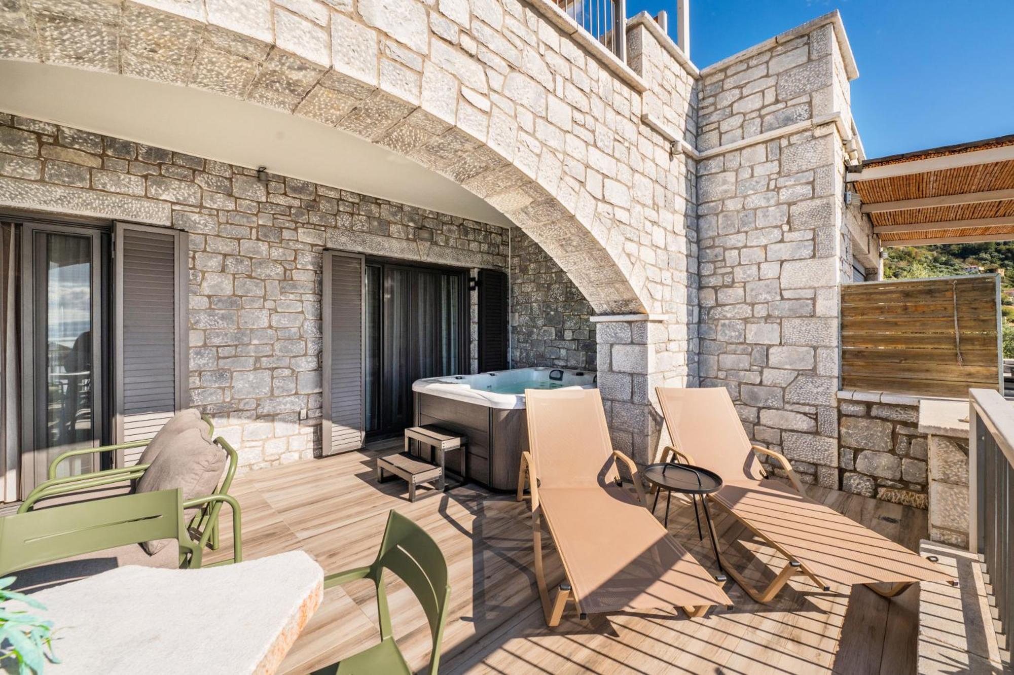 Petra Thea Kalamata Exterior foto